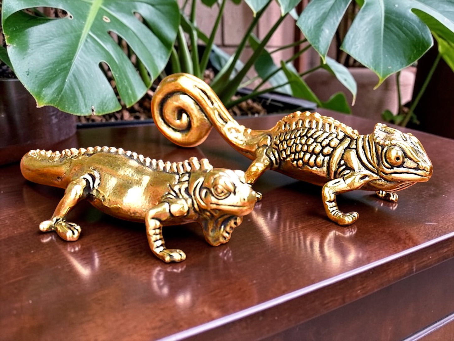 Brass Mini Lizard Buds Collectible Figurine - Set Of 2