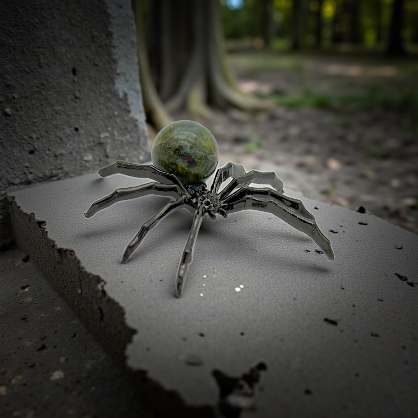 Spider Crystal Ball Figures