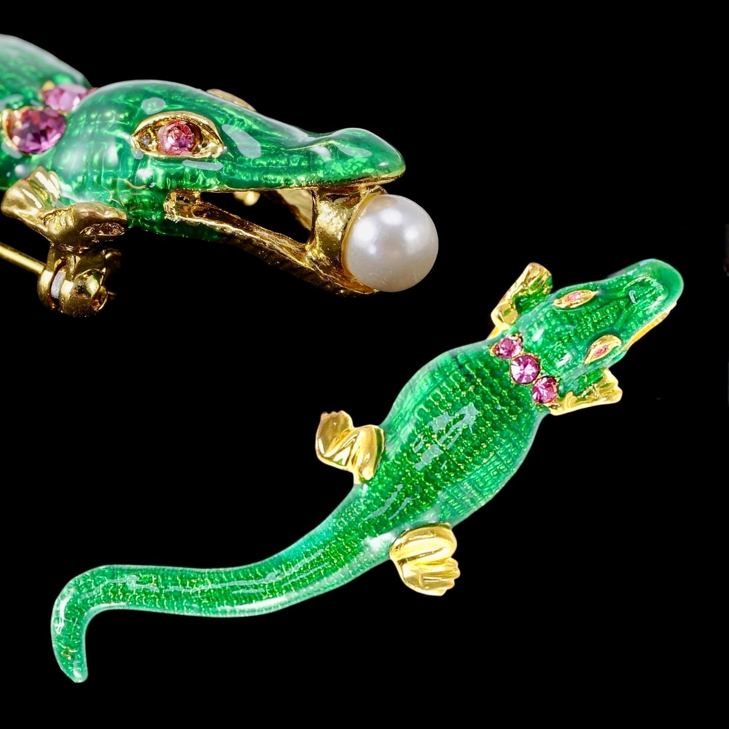Alligator Emerald Green Amethyst Crystal Brooch