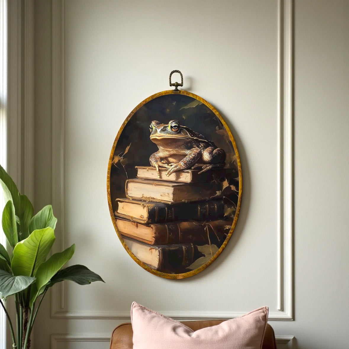 Canvas Animal Artwork: Oval Framed