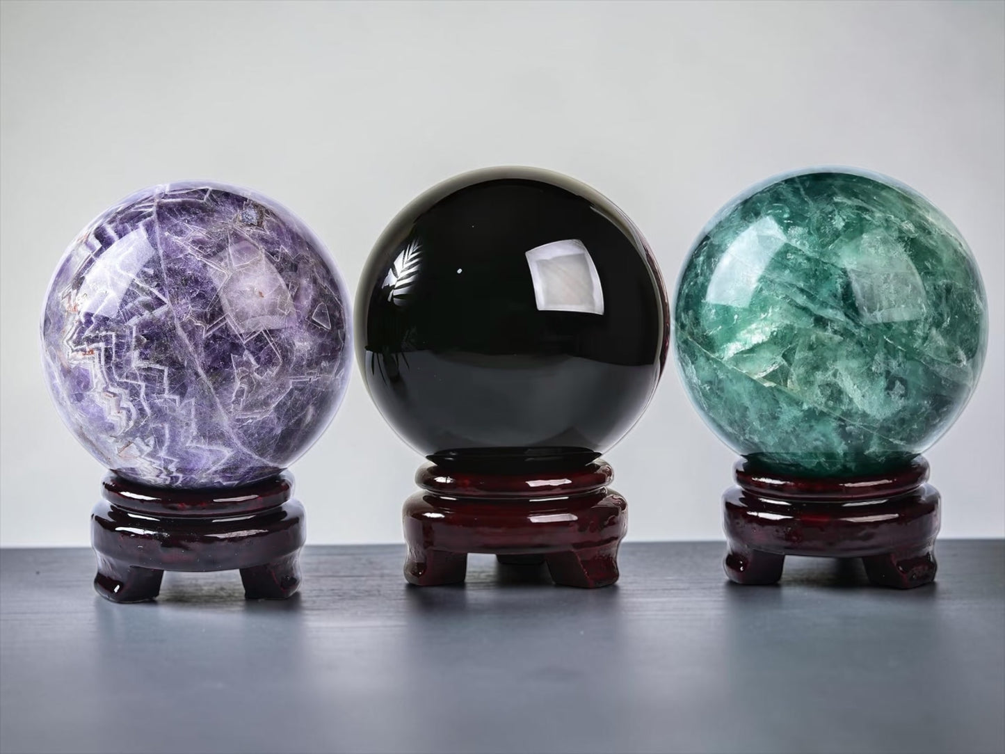 Natural Crystal Ball Polished Sphere 3.5-3.9 (90-100mm)