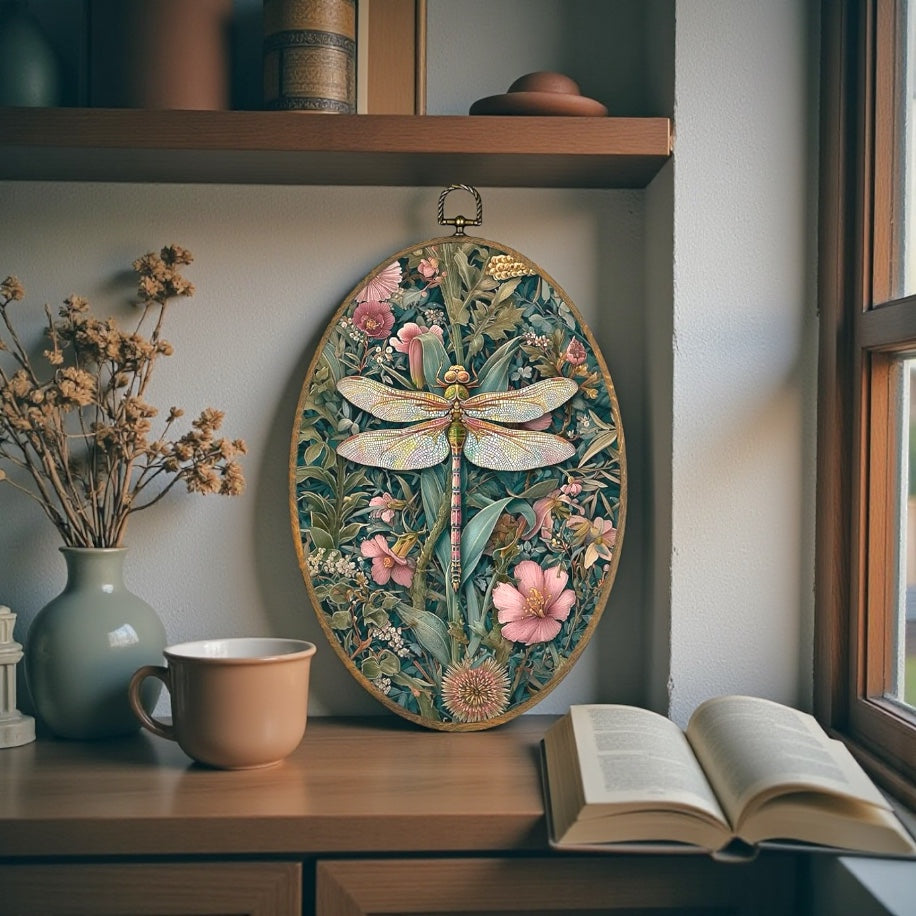 Canvas Animal Artwork: Oval Framed