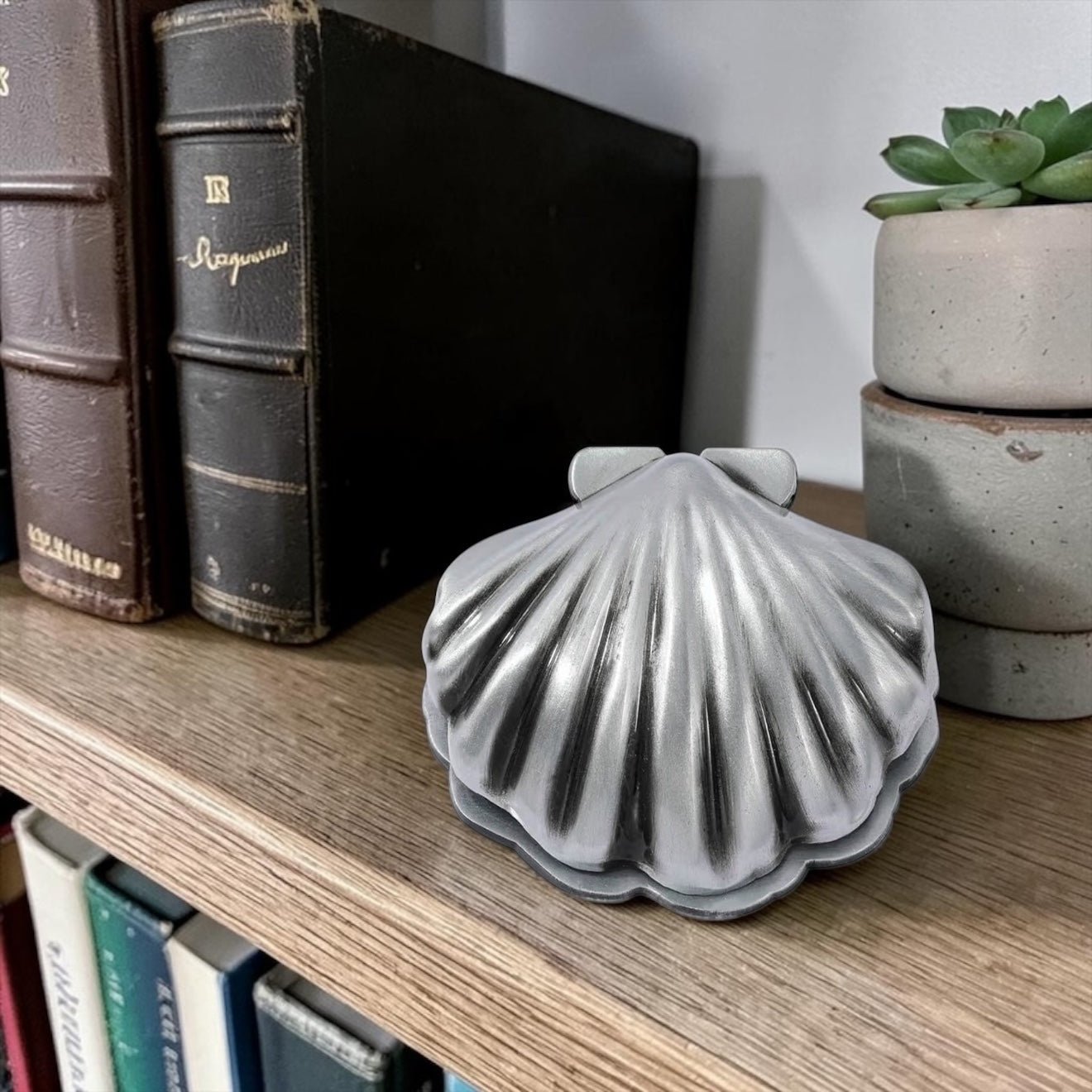 Metal Book Clamshell Journal Clips