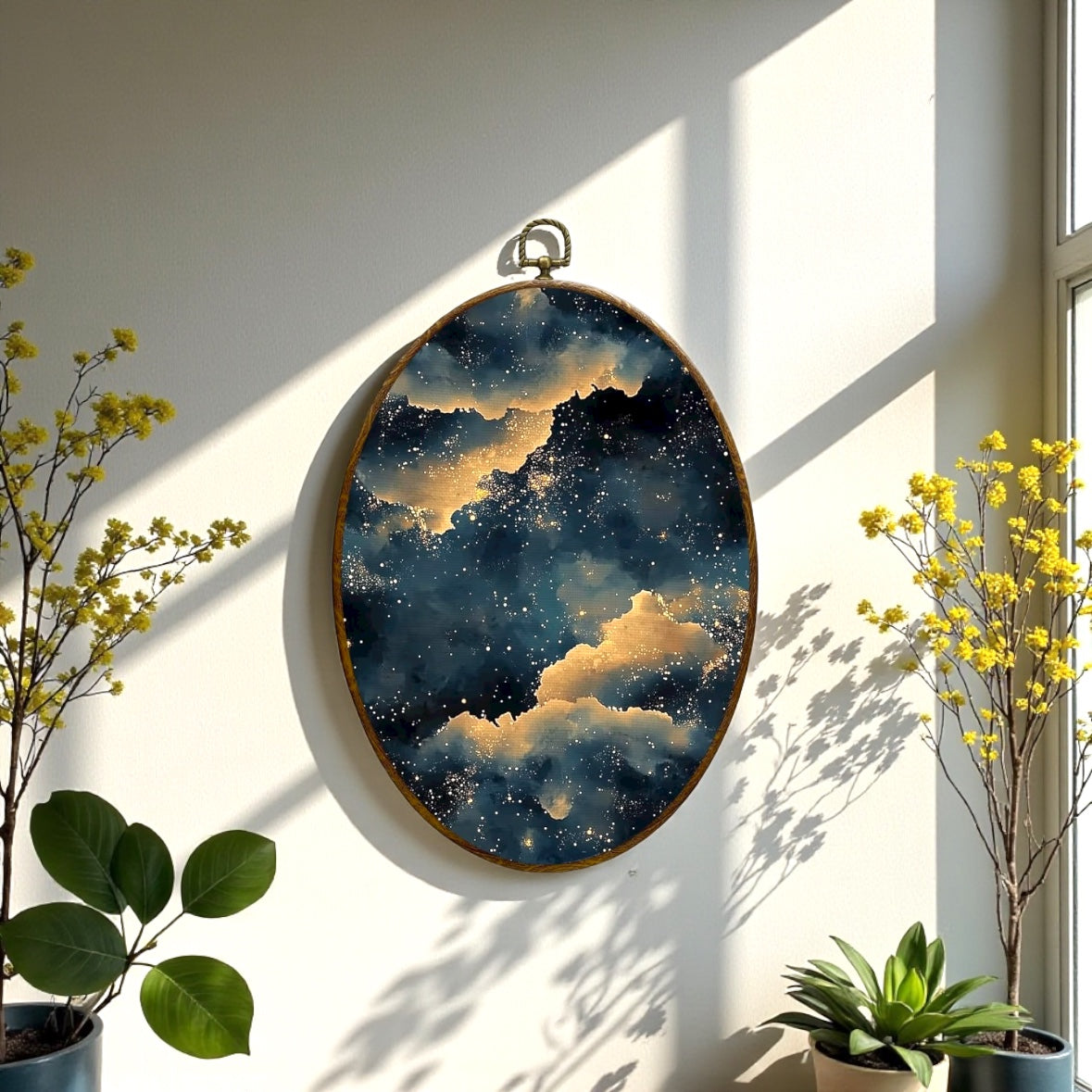 Canvas Animal Artwork: Oval Framed