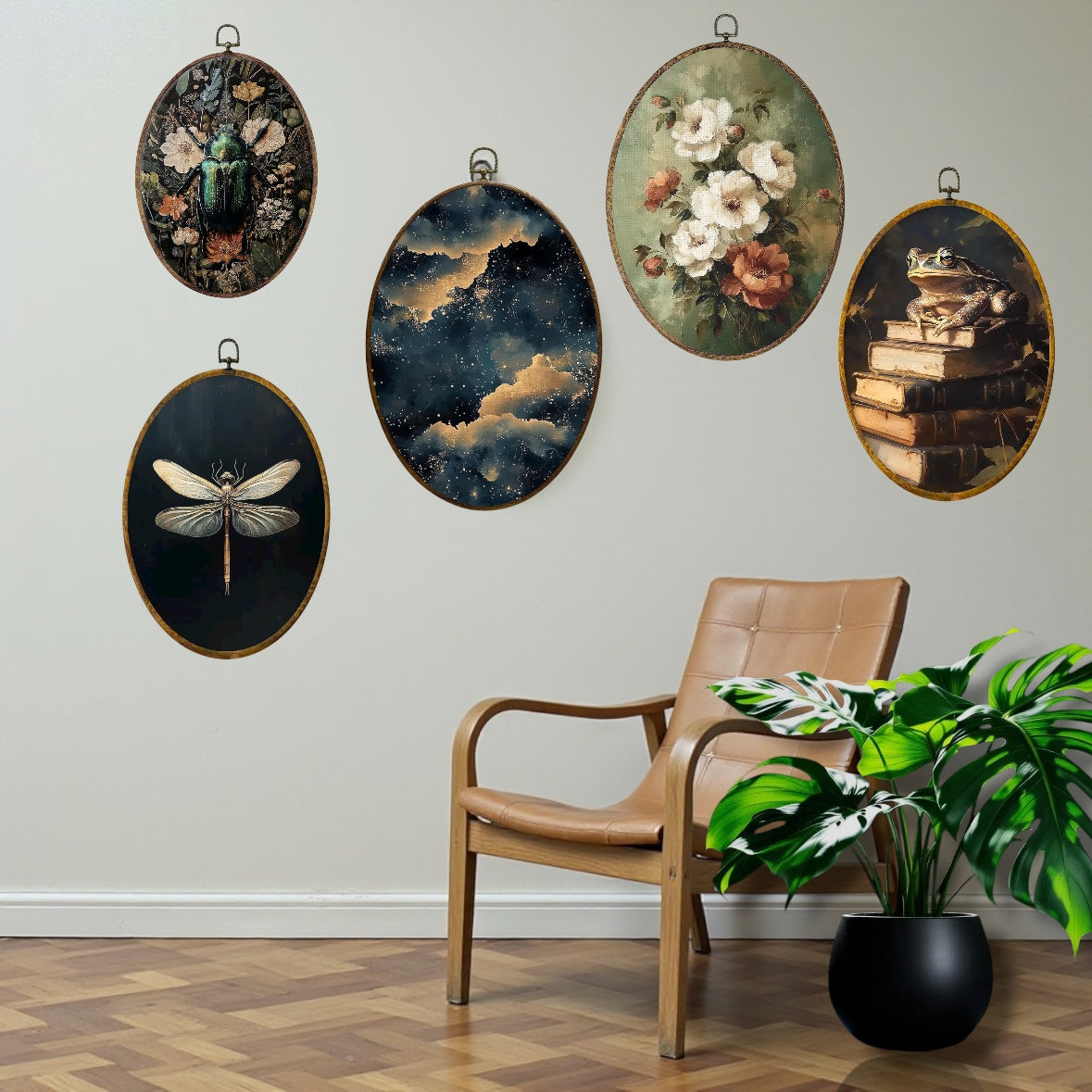 Canvas Animal Artwork: Oval Framed