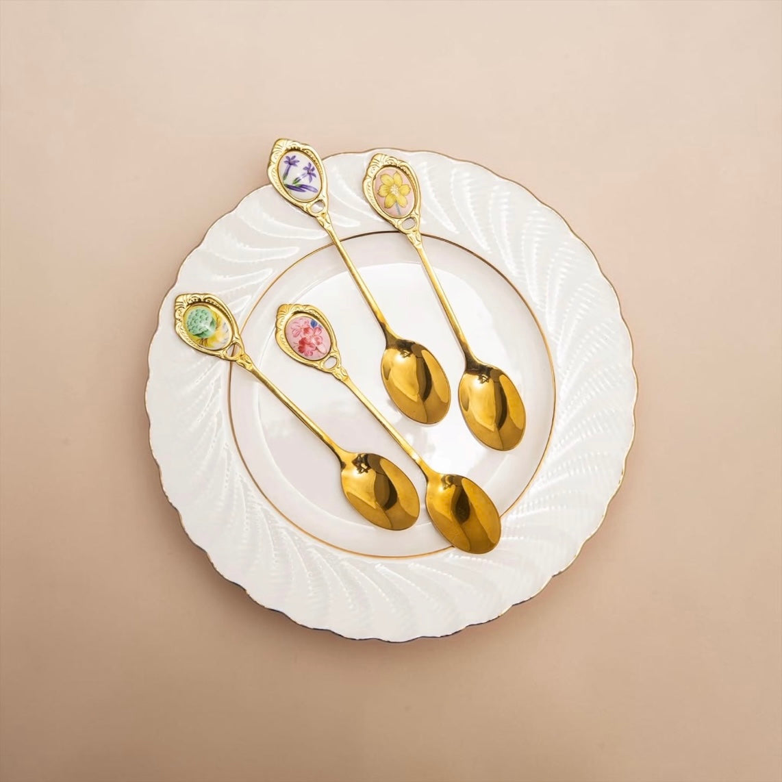 Stainless Steel Elegant Floral Mini Teaspoon - Set Of 4